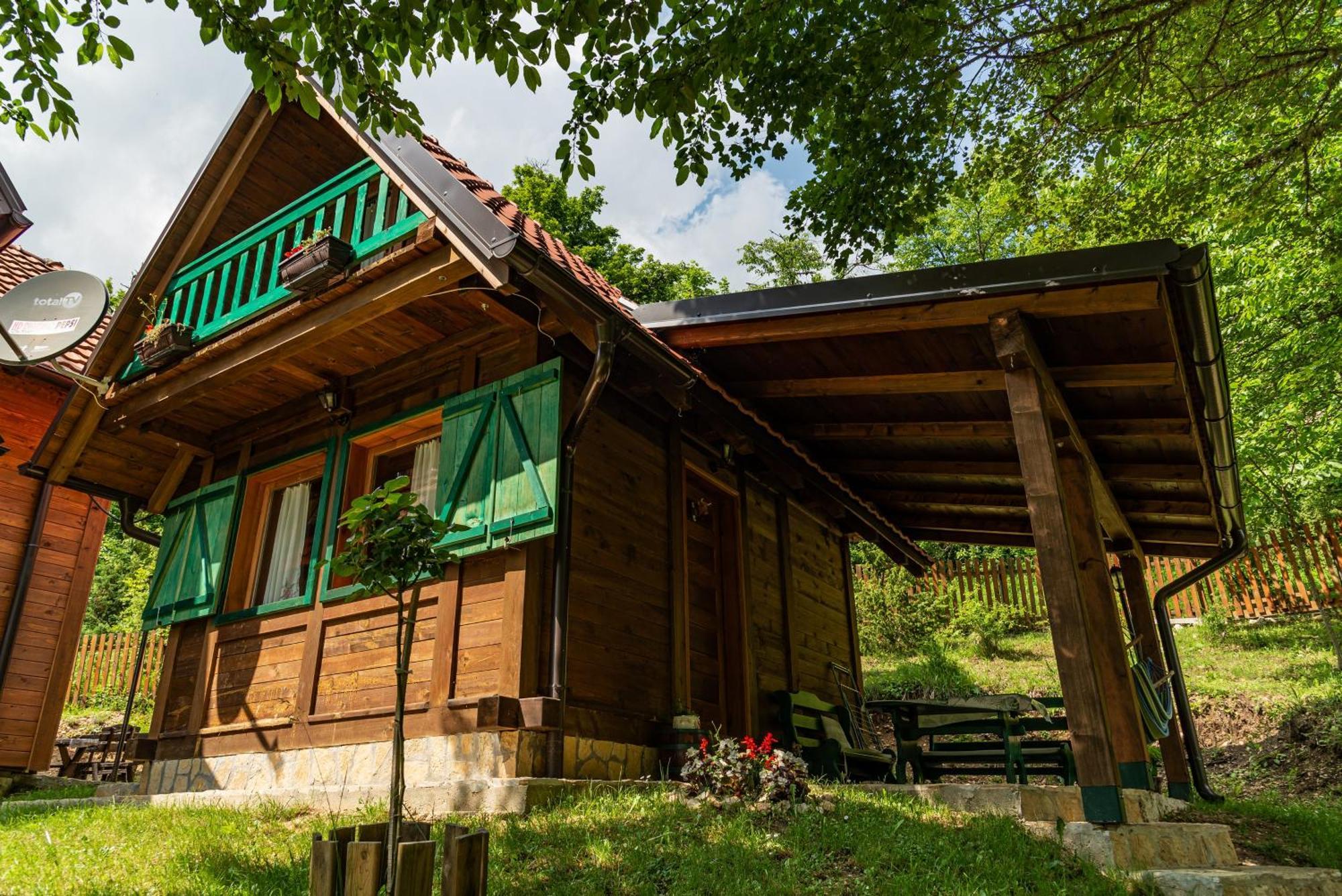 Drvene Kuce Suska - Wooden Houses Suska Zaovine Екстер'єр фото